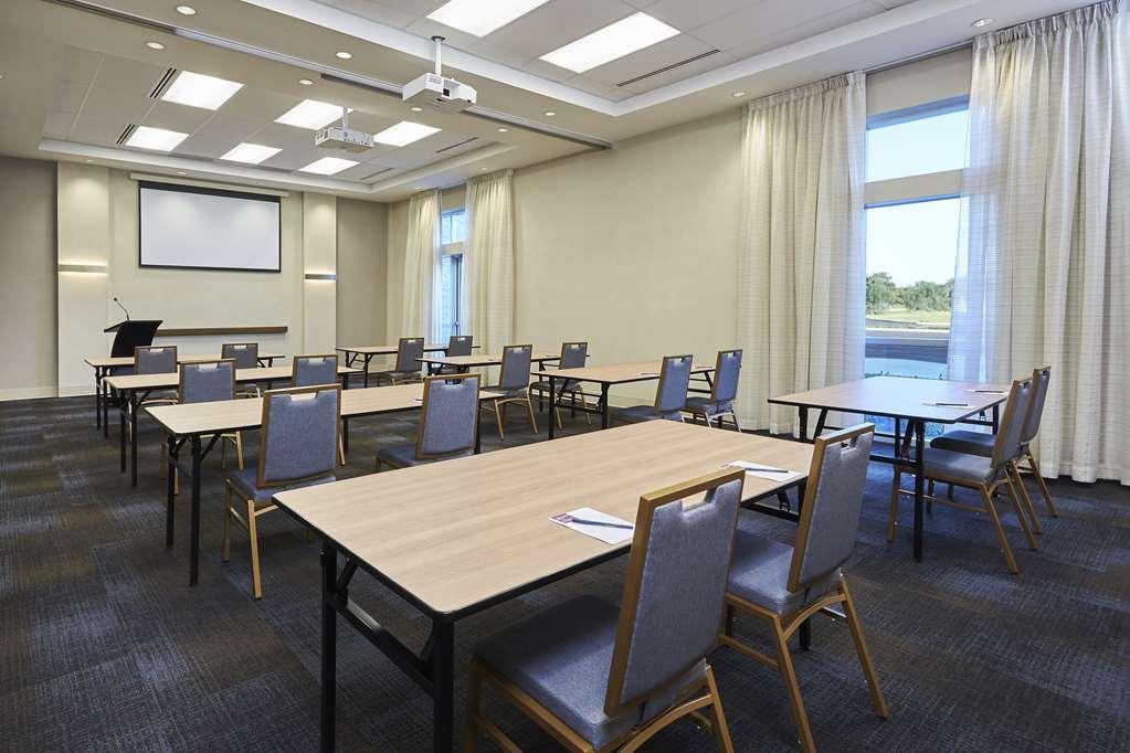 Hyatt Place Toronto/Mississauga Centre Facilities photo
