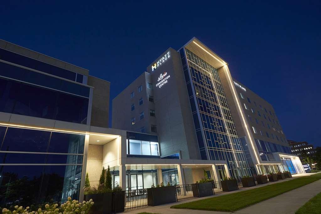 Hyatt Place Toronto/Mississauga Centre Exterior photo